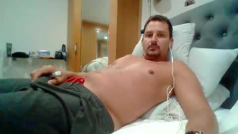 bearboudior online show from June 2026 12:04:02 PM