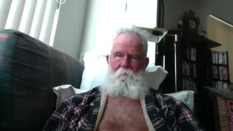 beardbushy online show from April 2026 03:58:02 PM