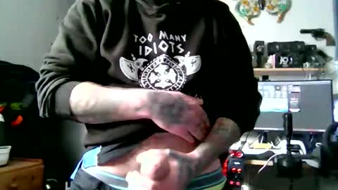 Snapshot of beardednjuicycock chatting on February 2026 01:48:01 PM beardednjuicycock online show from February 2026 01:48:01 PM