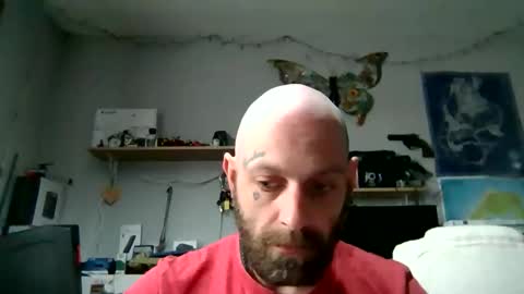 Snapshot of beardednjuicycock chatting on April 2026 06:41:01 AM beardednjuicycock online show from April 2026 06:41:01 AM