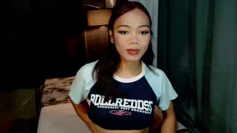 beatrice_luna online show from May 2026 10:32:02 AM