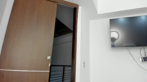 Katalina online show from April 2026 09:07:01 AM