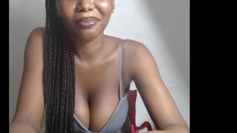 Snapshot of beautyslut1 chatting on June 2026 07:48:01 PM beautyslut1 online show from June 2026 07:48:01 PM