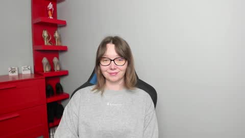 Zoe online show from April 2026 06:19:01 AM