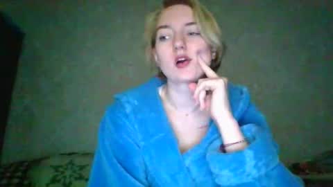 BeckiXJewelqw online show from April 2026 02:55:01 PM