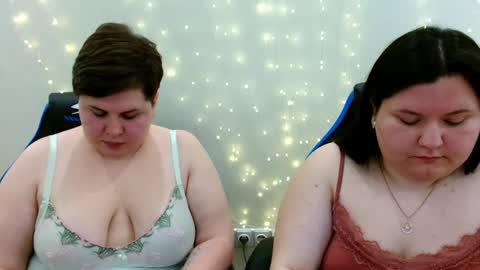 BeckyAndEllen online show from April 2026 11:55:02 AM