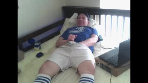 Bedwetboys online show from May 2026 03:16:01 PM