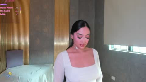 BELLA online show from April 2026 02:39:01 PM