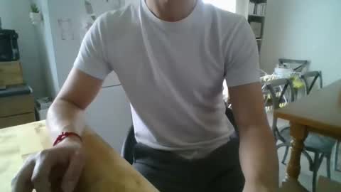 Snapshot of bel7ebite chatting on December 2024 08:55:02 AM bel7ebite online show from December 2024 08:55:02 AM