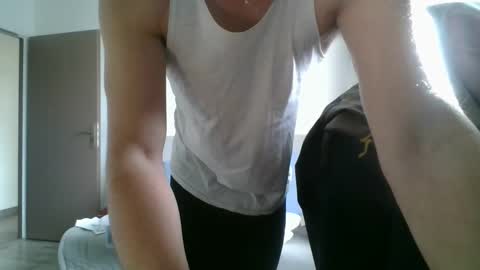 Snapshot of bel7ebite chatting on January 2025 10:58:02 AM bel7ebite online show from January 2025 10:58:02 AM