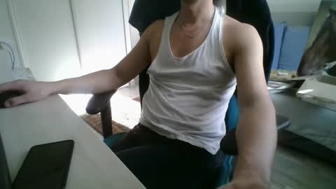 Snapshot of bel7ebite chatting on February 2025 12:27:01 PM bel7ebite online show from February 2025 12:27:01 PM