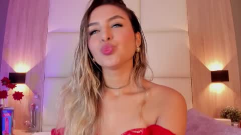 Bella cam online show from March 2026 07:51:02 PM