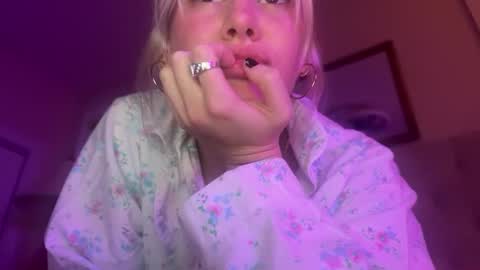 Bella Baby online show from February 2025 04:52:02 AM