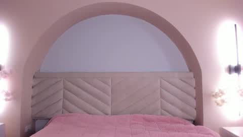 Bella online show from March 2026 12:19:01 PM