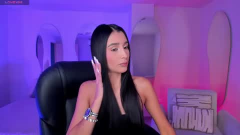 Snapshot of bellacarteer_ chatting on June 2026 11:29:02 PM Bella C online show from June 2026 11:29:02 PM