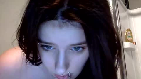 Snapshot of bellasellsskyy chatting on March 2026 02:06:01 PM bellasellsskyy online show from March 2026 02:06:01 PM