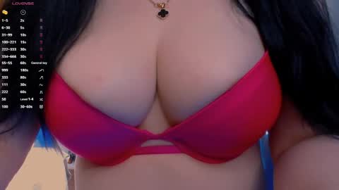 Snapshot of bellelovexx chatting on May 2026 01:07:01 PM Hello I am kind friendly and cute girl online show from May 2026 01:07:01 PM