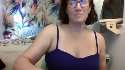 Becky online show from February 2026 03:44:02 AM