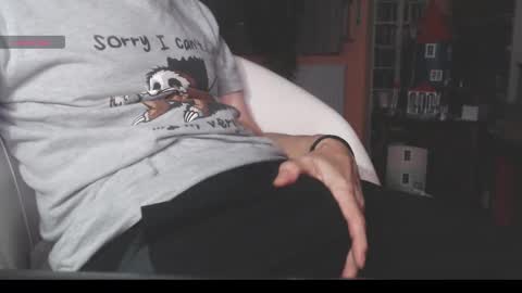 Snapshot of benijamin chatting on December 2025 11:00:01 PM benijamin online show from December 2025 11:00:01 PM