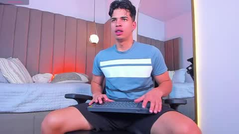 BENJAMIN online show from May 2026 02:07:02 AM