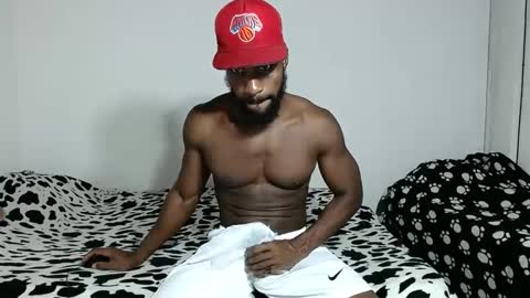 Snapshot of benkosmodel chatting on December 2024 05:04:02 AM Benkos online show from December 2024 05:04:02 AM