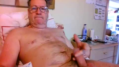 bennybutterfly007 online show from April 2026 08:56:01 AM