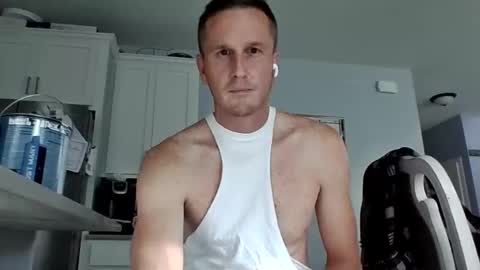 Snapshot of bennyc04041987 chatting on October 2025 03:25:01 PM BennyC online show from October 2025 03:25:01 PM