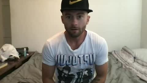 bentleysmooth online show from August 2026 04:49:02 PM