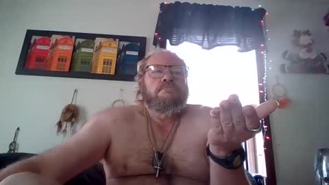 Snapshot of bergeeric1970 chatting on April 2026 01:41:01 PM bergeeric1970 online show from April 2026 01:41:01 PM