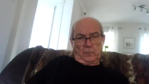 Snapshot of bernard1102 chatting on July 2026 11:15:02 AM bernard1102 online show from July 2026 11:15:02 AM