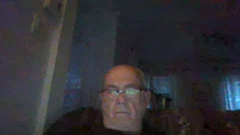 Snapshot of bernard1102 chatting on July 2026 12:57:01 AM bernard1102 online show from July 2026 12:57:01 AM