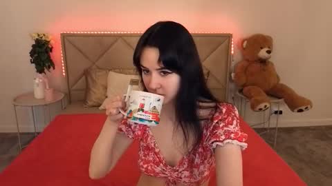 Violette online show from March 2026 07:23:01 AM