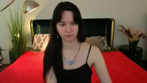 Violette online show from March 2026 01:01:01 PM