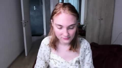 Snapshot of betty_witchy chatting on July 2026 03:10:02 AM Dory make me happier online show from July 2026 03:10:02 AM