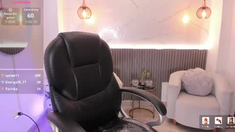 beverlyy johnson online show from July 2026 07:23:02 AM