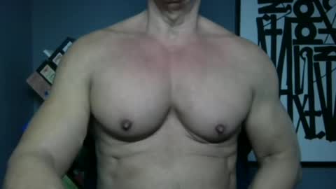 BGDKMUSCLEGUY - SELECTED BY CHATURBATE AS A TOP BROADCASTER FOR 2023 online show from April 2026 04:37:02 PM