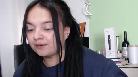 Snapshot of biabia_1 chatting on February 2025 05:01:01 PM BiaBia online show from February 2025 05:01:01 PM