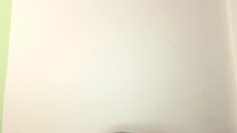 Snapshot of biabia_1 chatting on October 2025 01:04:02 AM BiaBia online show from October 2025 01:04:02 AM