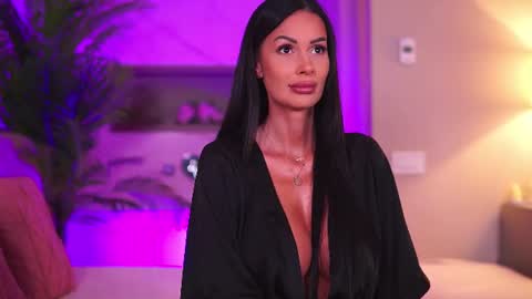Bianca online show from July 2026 04:42:02 PM