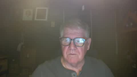Snapshot of bigbeerdrinker1 chatting on February 2026 06:24:01 AM bigbeerdrinker online show from February 2026 06:24:01 AM