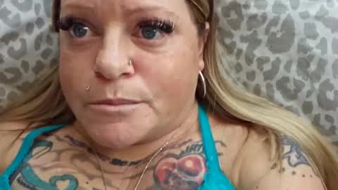 Tiffany online show from January 2025 05:51:02 PM