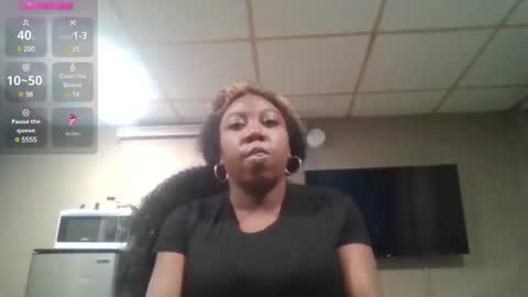 Snapshot of bigboobs_bouncin chatting on March 2025 10:48:02 PM Ashley online show from March 2025 10:48:02 PM