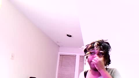 Snapshot of bigboobs_bouncin chatting on April 2026 06:57:01 AM Ashley online show from April 2026 06:57:01 AM