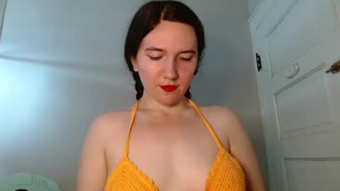Snapshot of bigbootybunny chatting on July 2026 04:58:01 PM Isabella online show from July 2026 04:58:01 PM