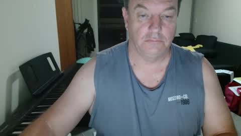 bigboybenny176 online show from April 2026 02:33:01 PM