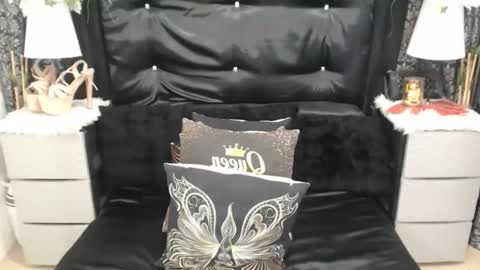 HOLLY online show from March 2026 12:30:02 AM