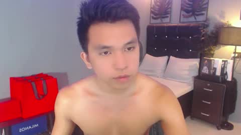 Snapshot of bigcocksimonxx chatting on December 2024 01:57:02 PM Simon online show from December 2024 01:57:02 PM