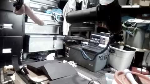 bigmanaround9 online show from April 2026 03:49:01 PM