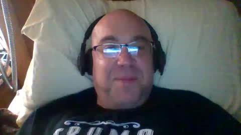 bigmike197167 online show from April 2026 06:22:02 AM