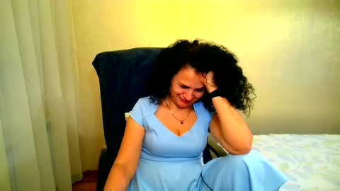 Snapshot of bililay chatting on June 2026 09:29:01 PM DOM NIKA online show from June 2026 09:29:01 PM